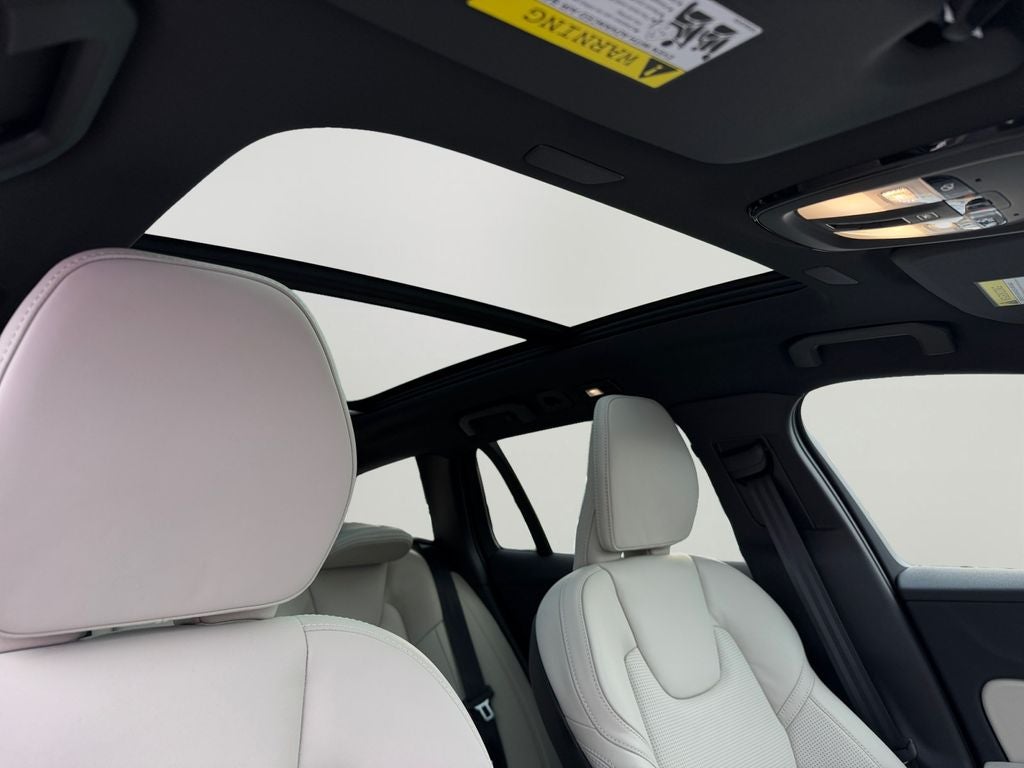 2025 Volvo V60 Cross Country B5 Ultra