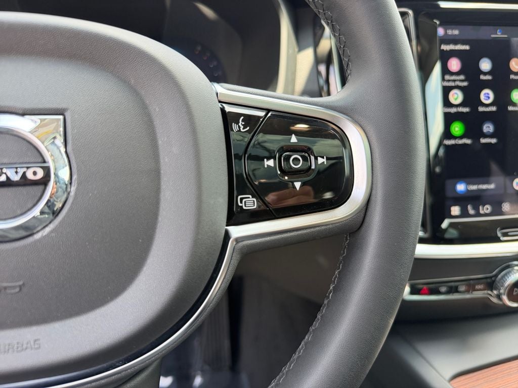 2023 Volvo V60 Cross Country B5 Plus