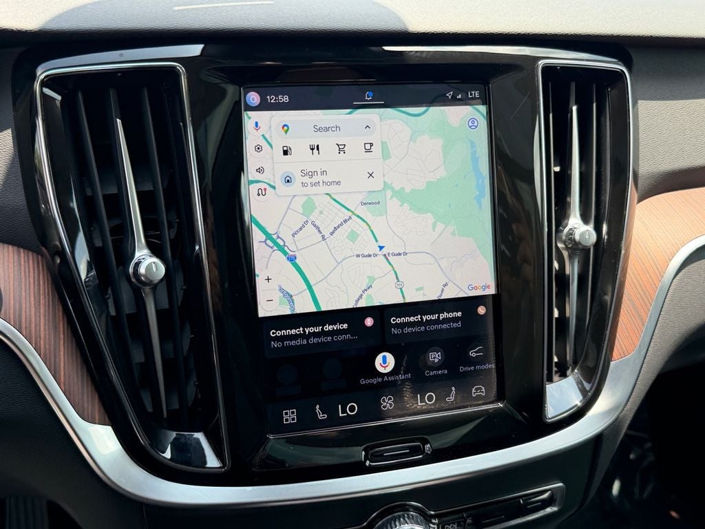 2023 Volvo V60 Cross Country B5 Plus