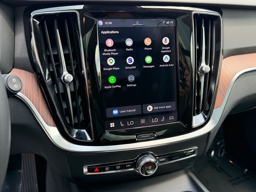 2023 Volvo V60 Cross Country B5 Plus