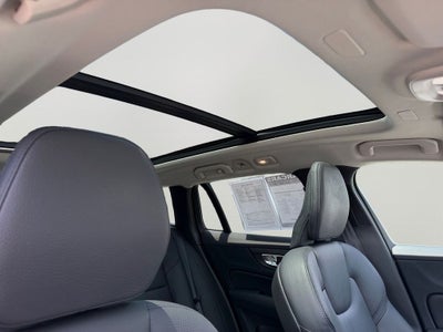 2023 Volvo V60 Cross Country B5 Plus