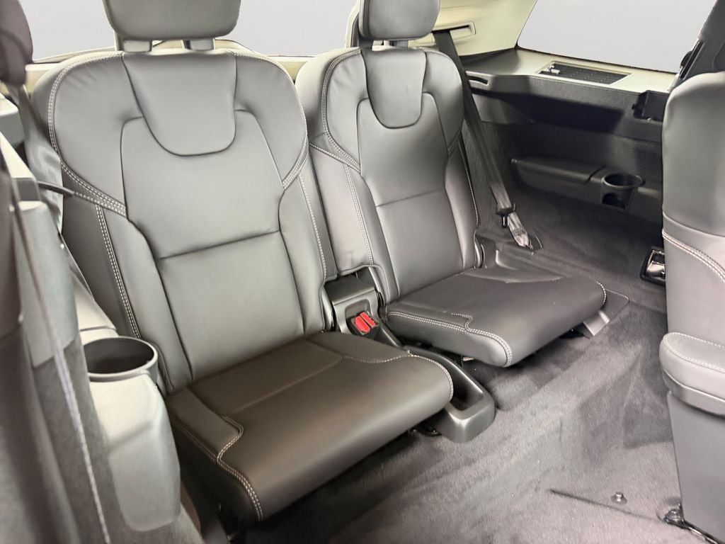 2026 Volvo XC90 B5 Ultra 6-Seater