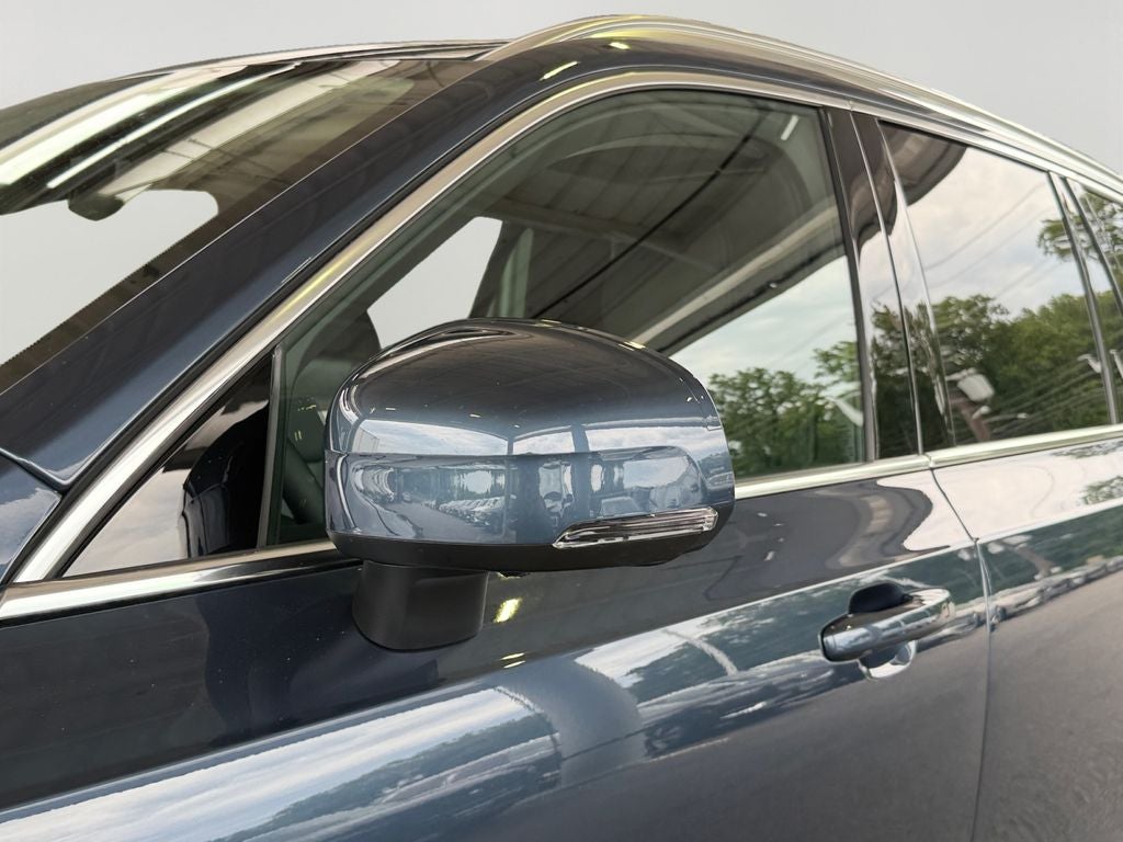 2026 Volvo XC90 B5 Ultra 6-Seater