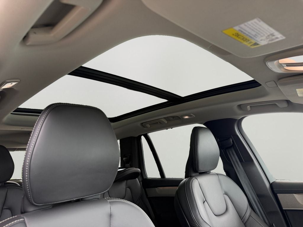 2026 Volvo XC90 B5 Ultra 6-Seater