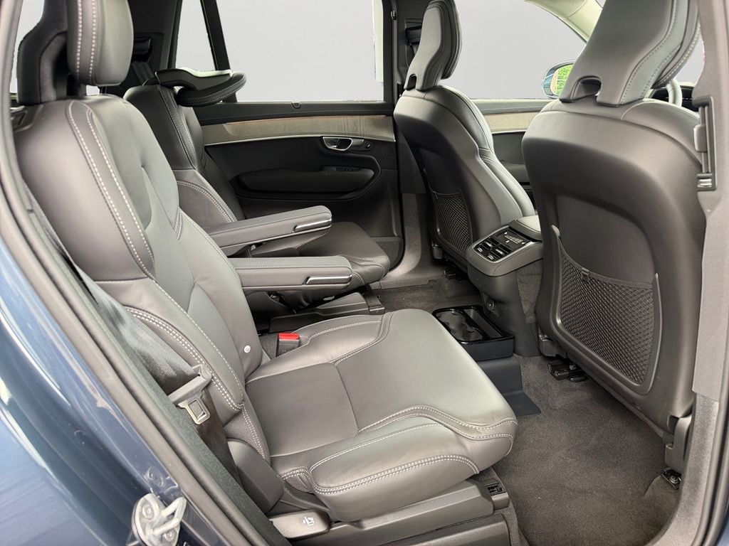 2026 Volvo XC90 B5 Ultra 6-Seater