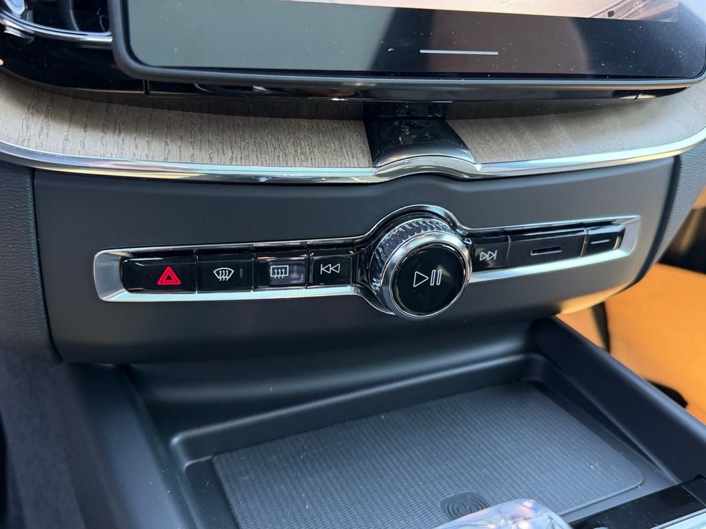 2026 Volvo XC60 B5 Core Volvo Certified