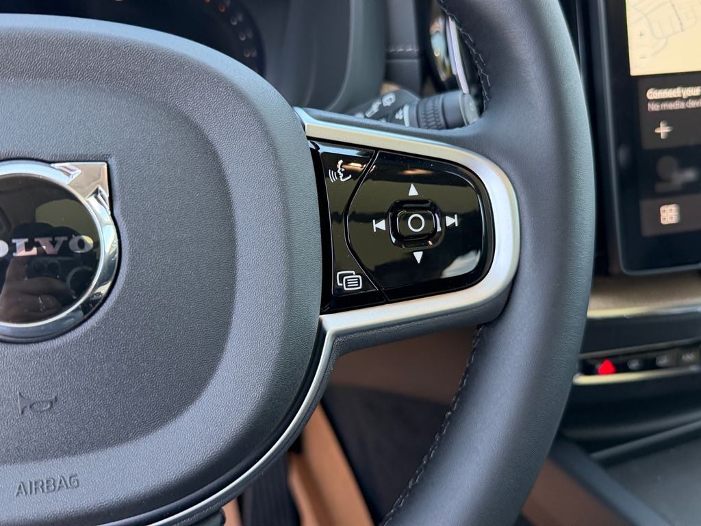 2026 Volvo XC60 B5 Ultra