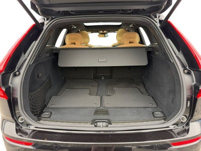 2025 Volvo XC60 B5 Ultra