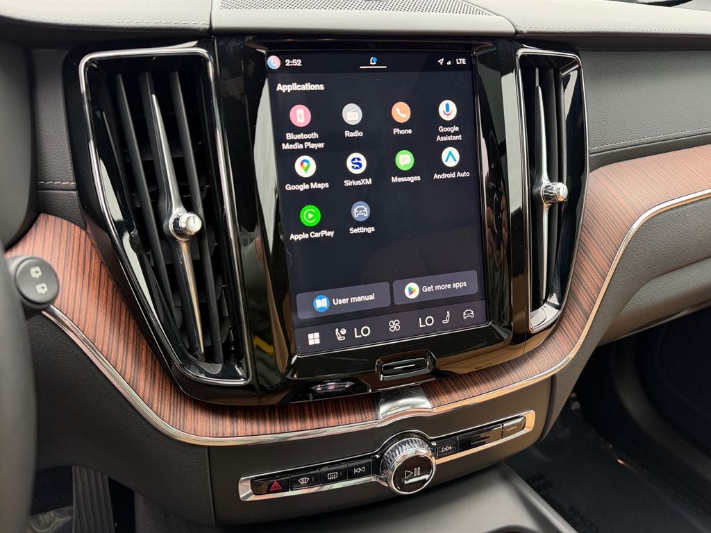 2025 Volvo XC60 B5 Ultra