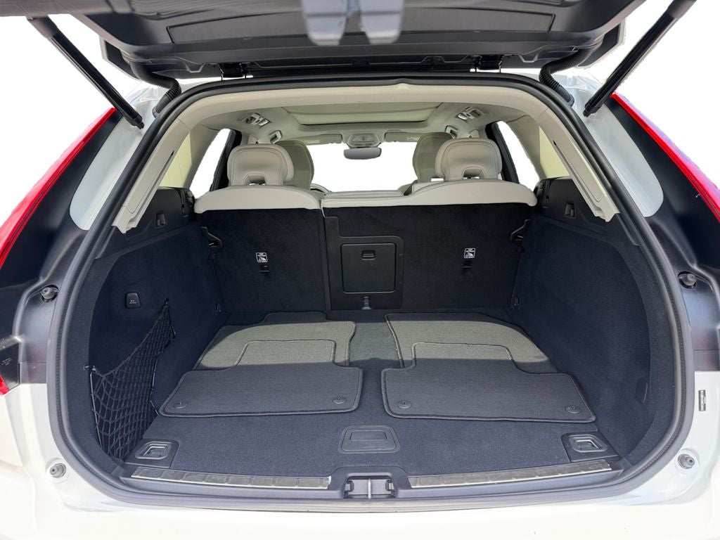 2025 Volvo XC60 B5 Ultra Volvo Certified