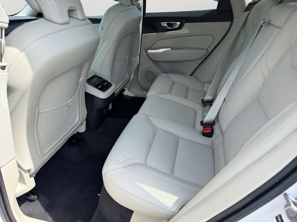 2025 Volvo XC60 B5 Ultra Volvo Certified