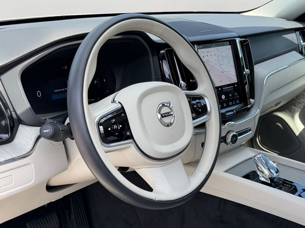 2025 Volvo XC60 B5 Ultra Volvo Certified
