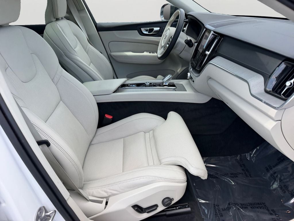2025 Volvo XC60 B5 Ultra Volvo Certified