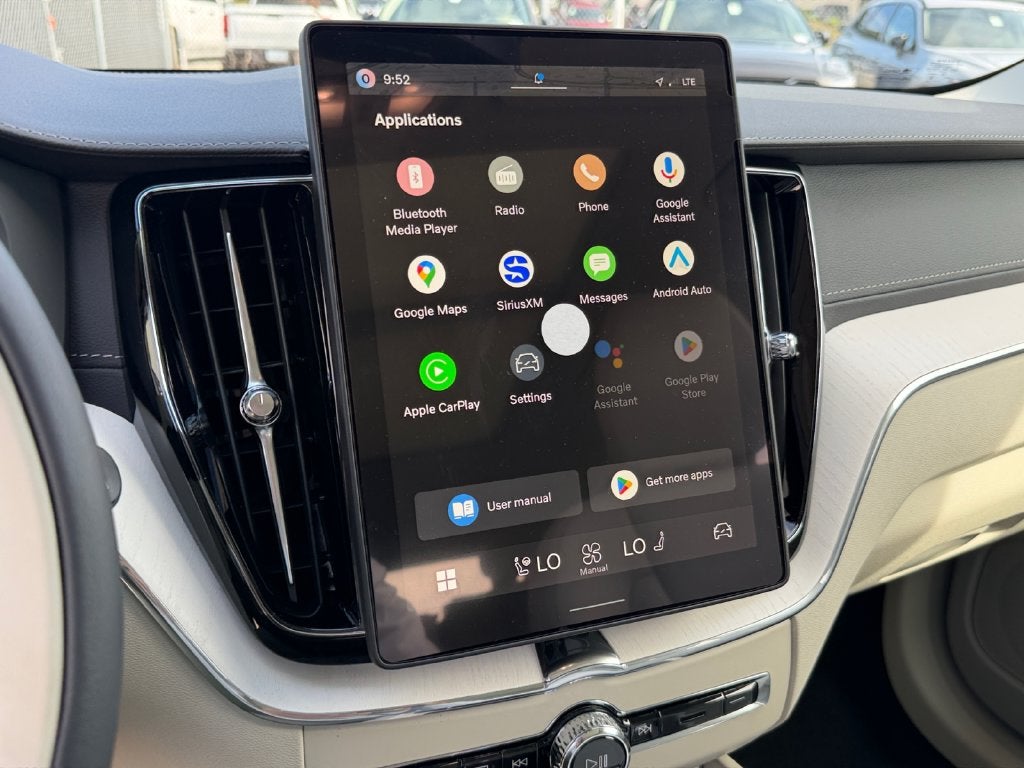 2026 Volvo XC60 B5 Ultra