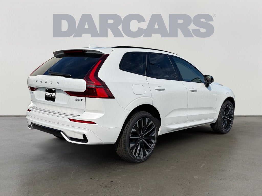 2026 Volvo XC60 B5 Ultra