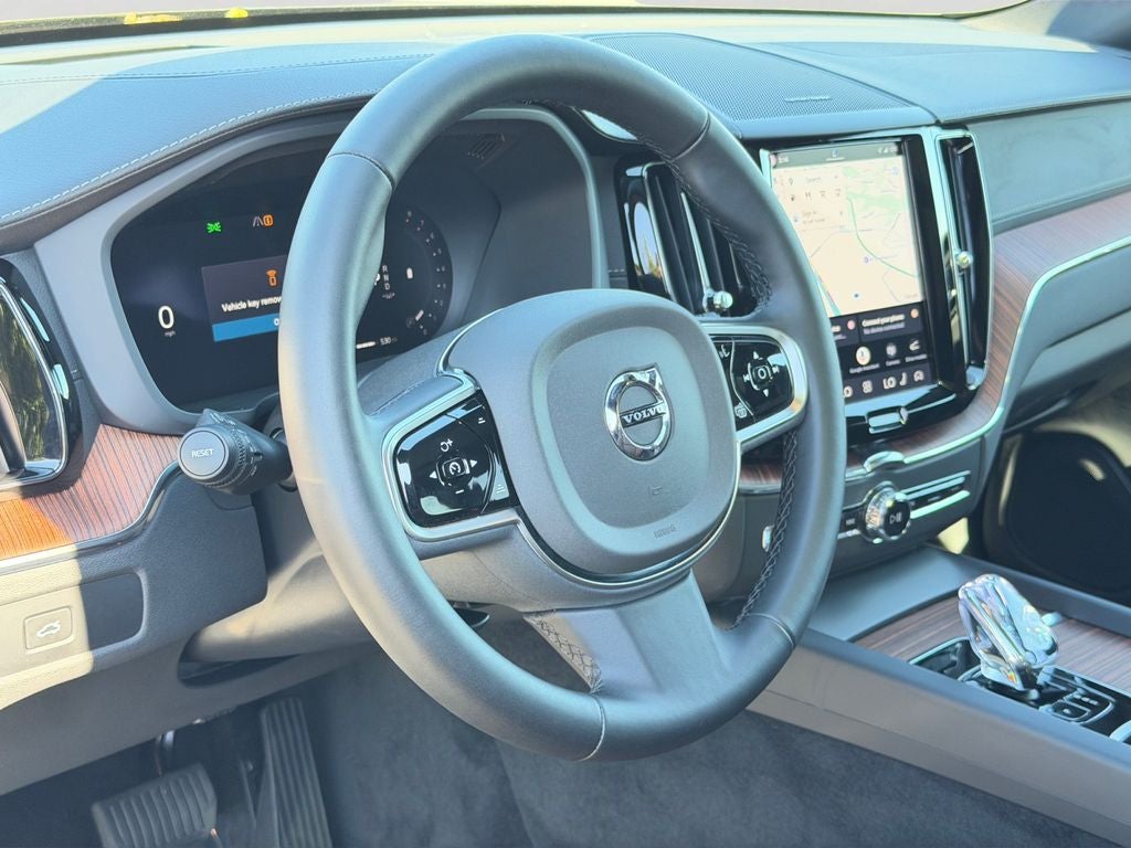 2025 Volvo XC60 B5 Ultra Volvo Certified