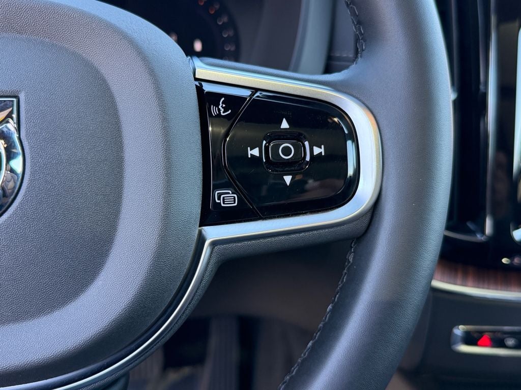 2025 Volvo XC60 B5 Ultra Volvo Certified