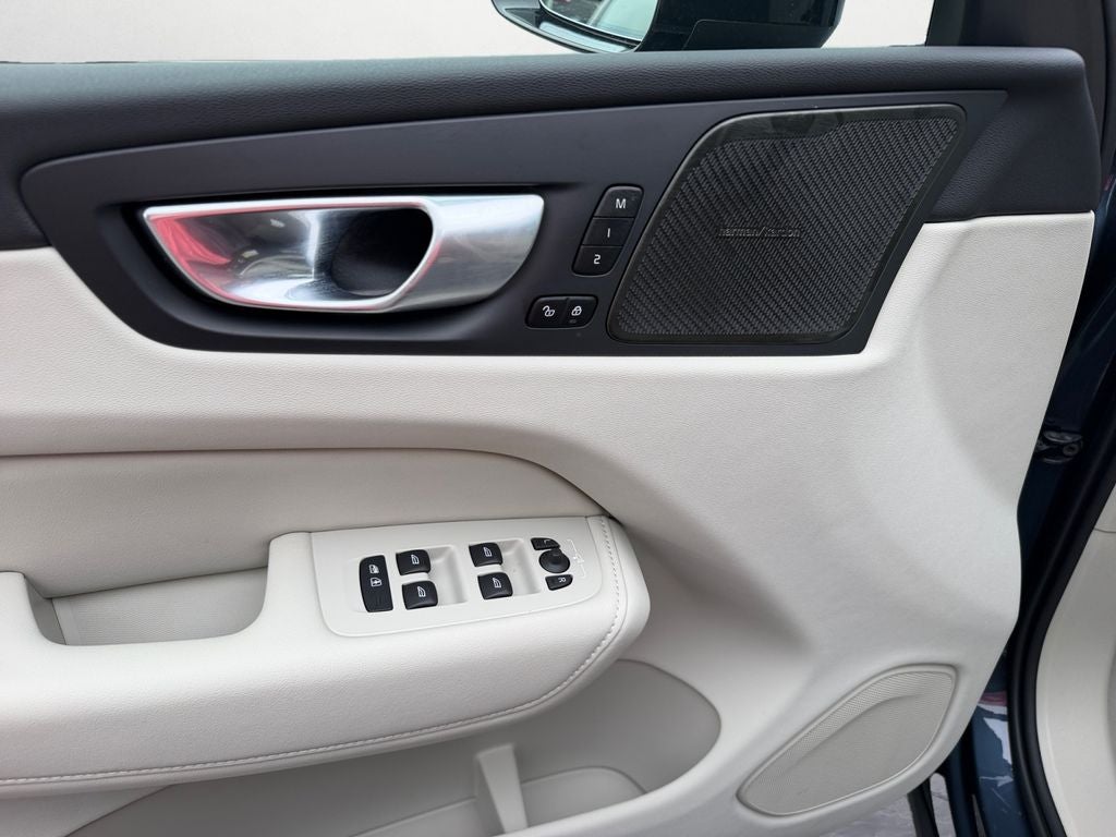 2026 Volvo XC60 B5 Ultra Volvo Certified