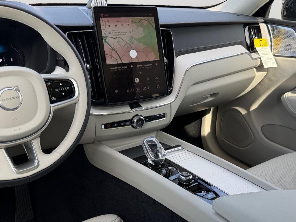 2026 Volvo XC60 B5 Ultra