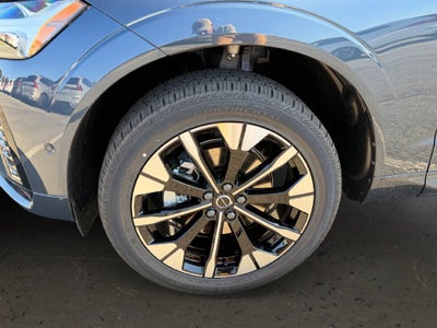 2027 Volvo XC60 B5 Plus