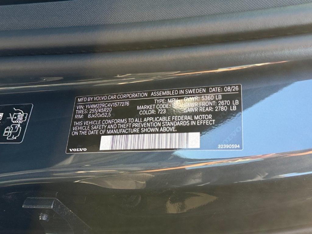 2027 Volvo XC60 B5 Plus