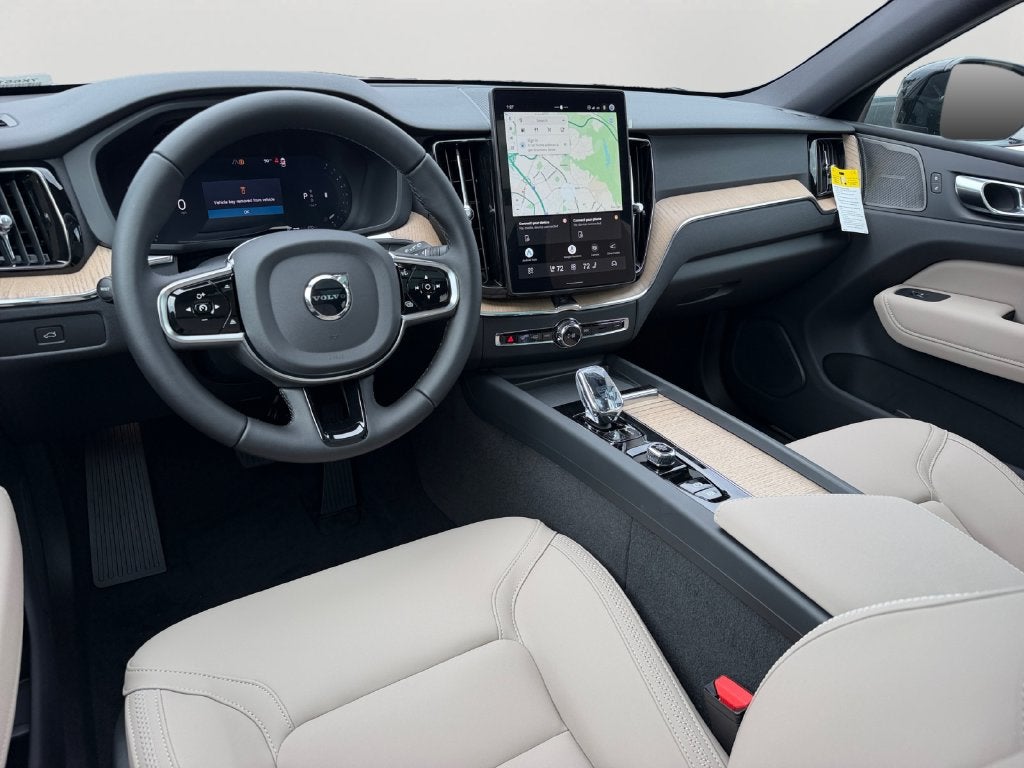 2027 Volvo XC60 B5 Plus