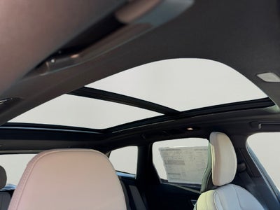 2027 Volvo XC60 B5 Plus