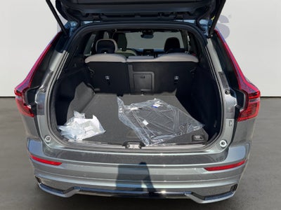 2027 Volvo XC60 B5 Plus