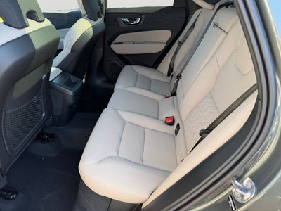 2027 Volvo XC60 B5 Plus