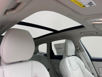 2027 Volvo XC60 B5 Ultra