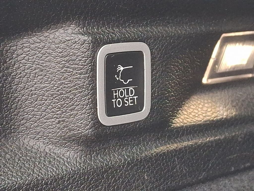 2023 Jeep Grand Cherokee L Overland 4X4