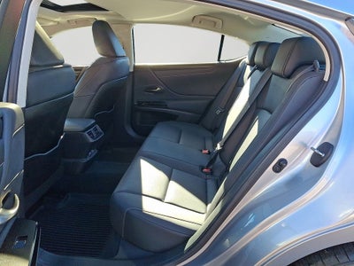 2023 Lexus ES 250 250