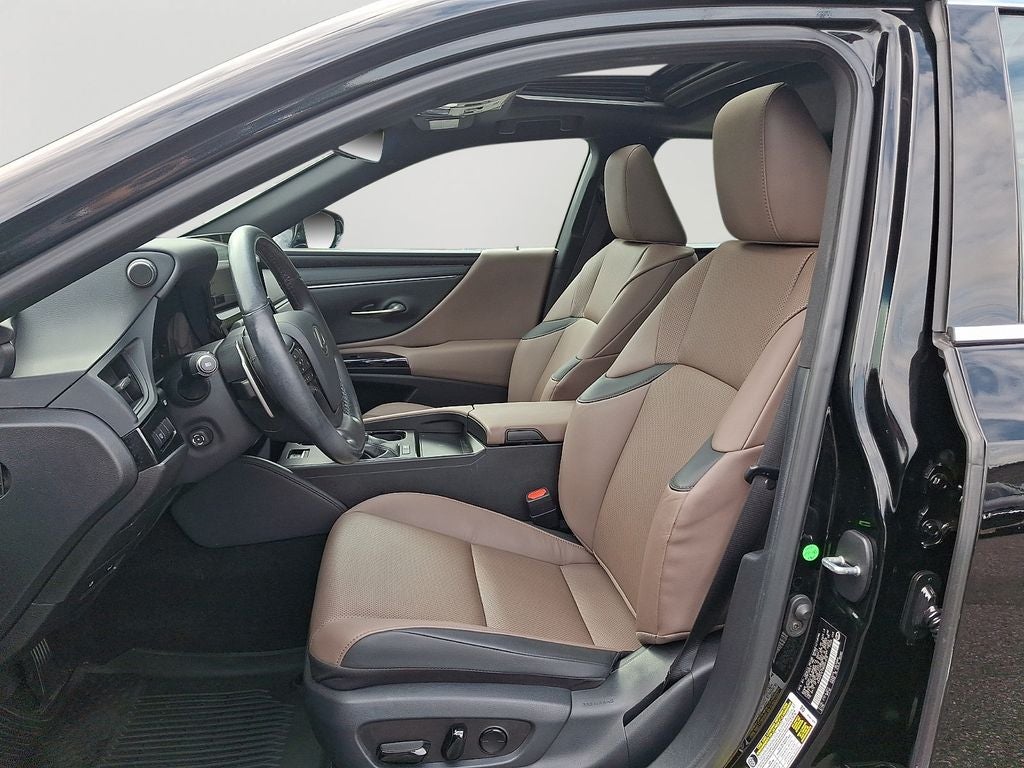 2024 Lexus ES 300h 300h