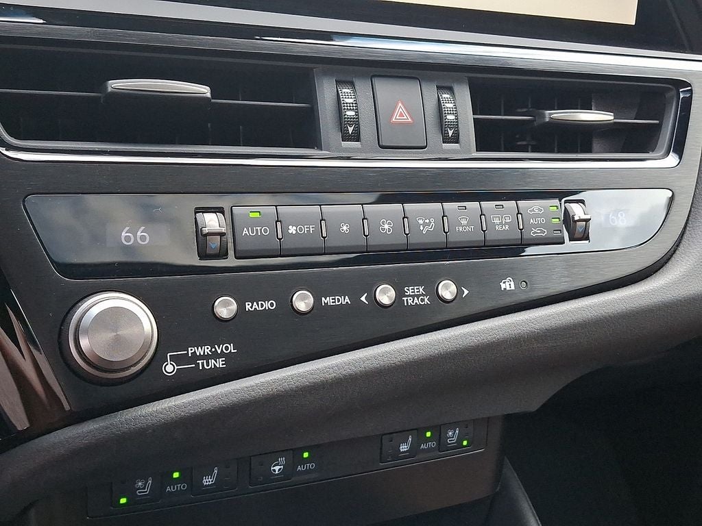2024 Lexus ES 300h 300h