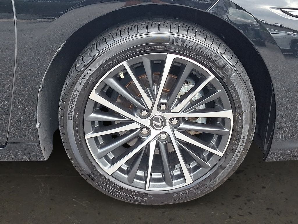 2024 Lexus ES 300h 300h