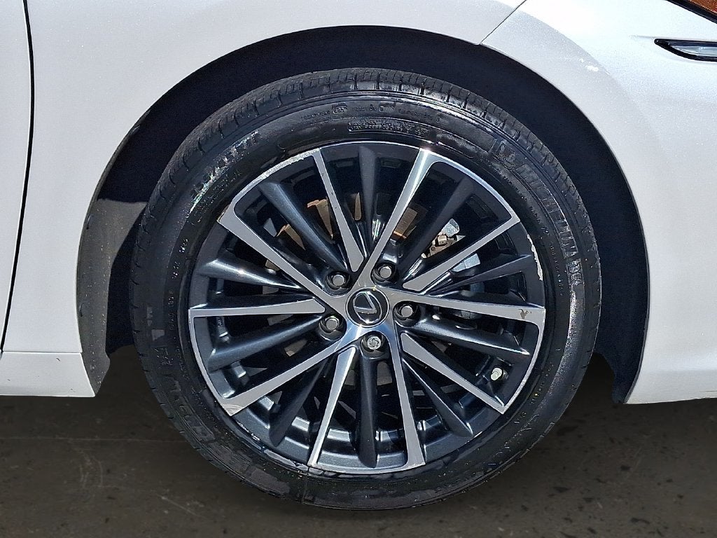 2024 Lexus ES 300h 300h Premium Pkg, Tech Pkg, Wood Trim