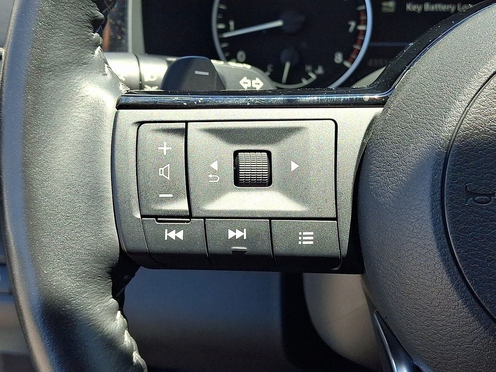 2024 Nissan Pathfinder SL 4WD