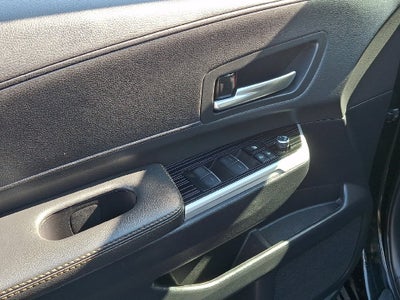 2025 Toyota Sienna Woodland Edition AWD