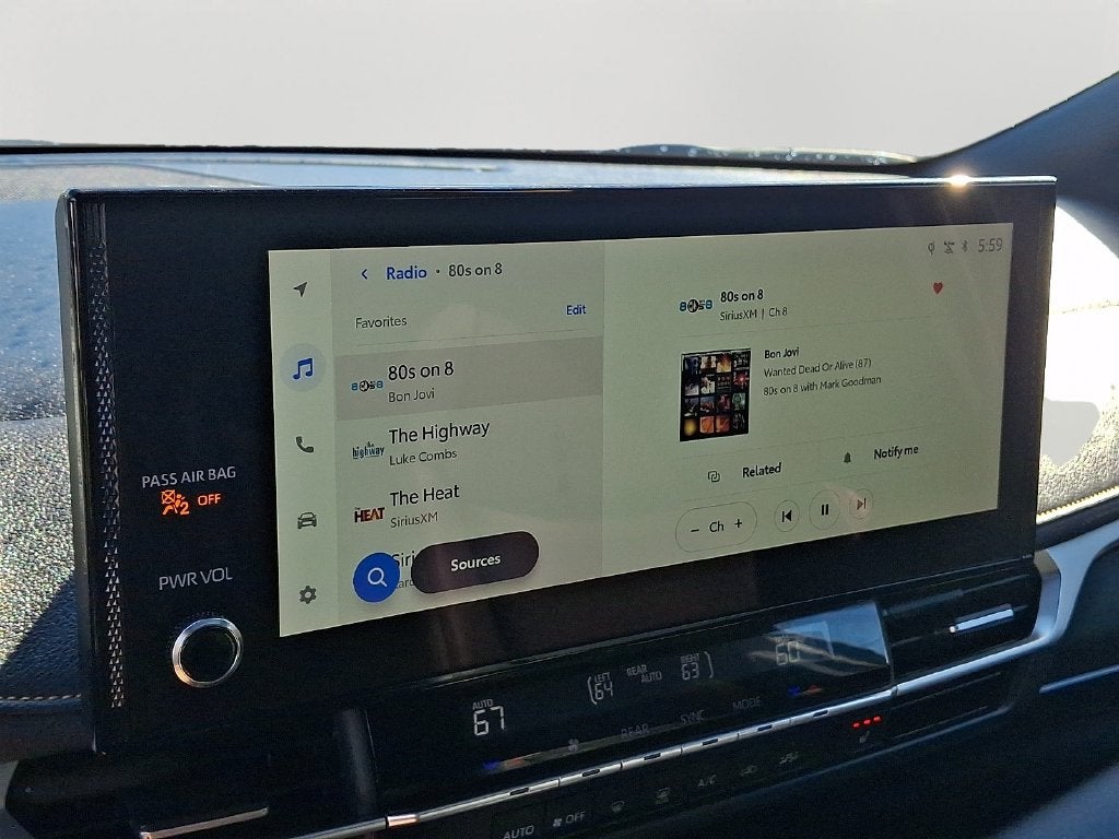 2025 Toyota Sienna Woodland Edition AWD