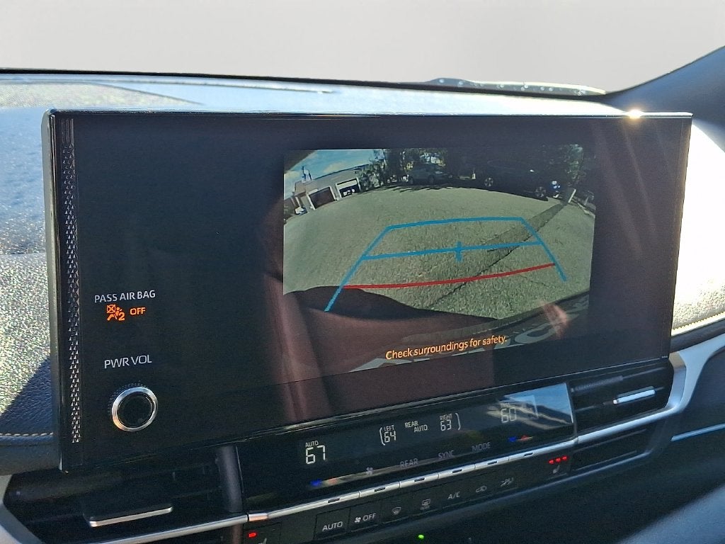 2025 Toyota Sienna Woodland Edition AWD
