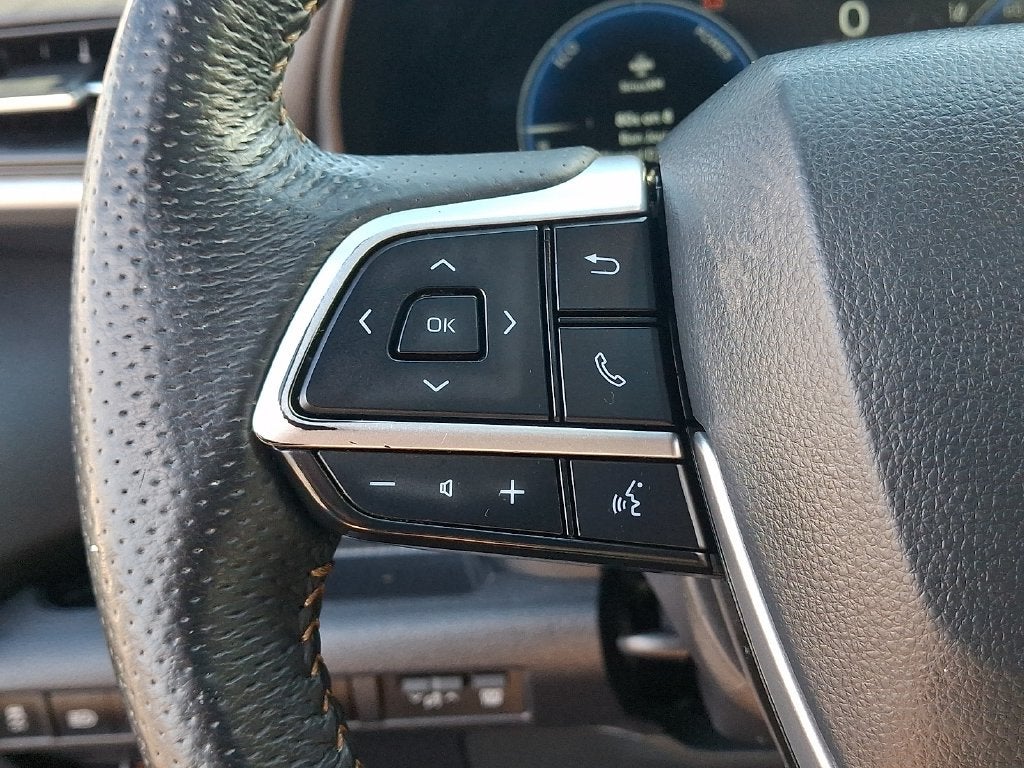 2025 Toyota Sienna Woodland Edition AWD