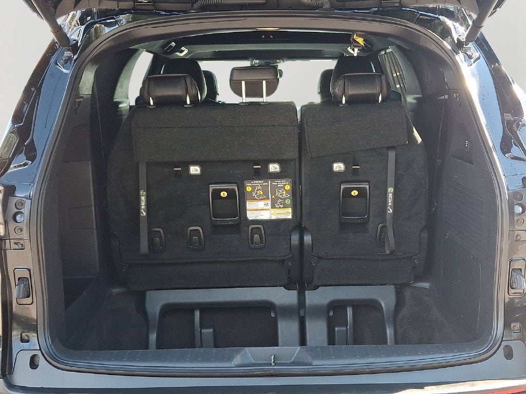 2025 Toyota Sienna Woodland Edition AWD