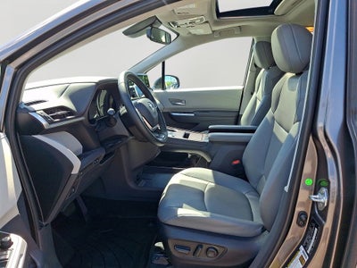 2023 Toyota Sienna XLE