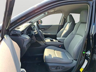 2023 Toyota Venza XLE