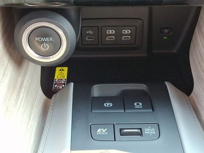 2023 Toyota Venza XLE
