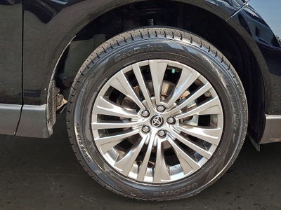 2023 Toyota Venza XLE