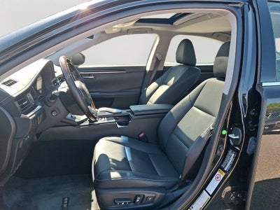 2016 Lexus ES 300h 300h