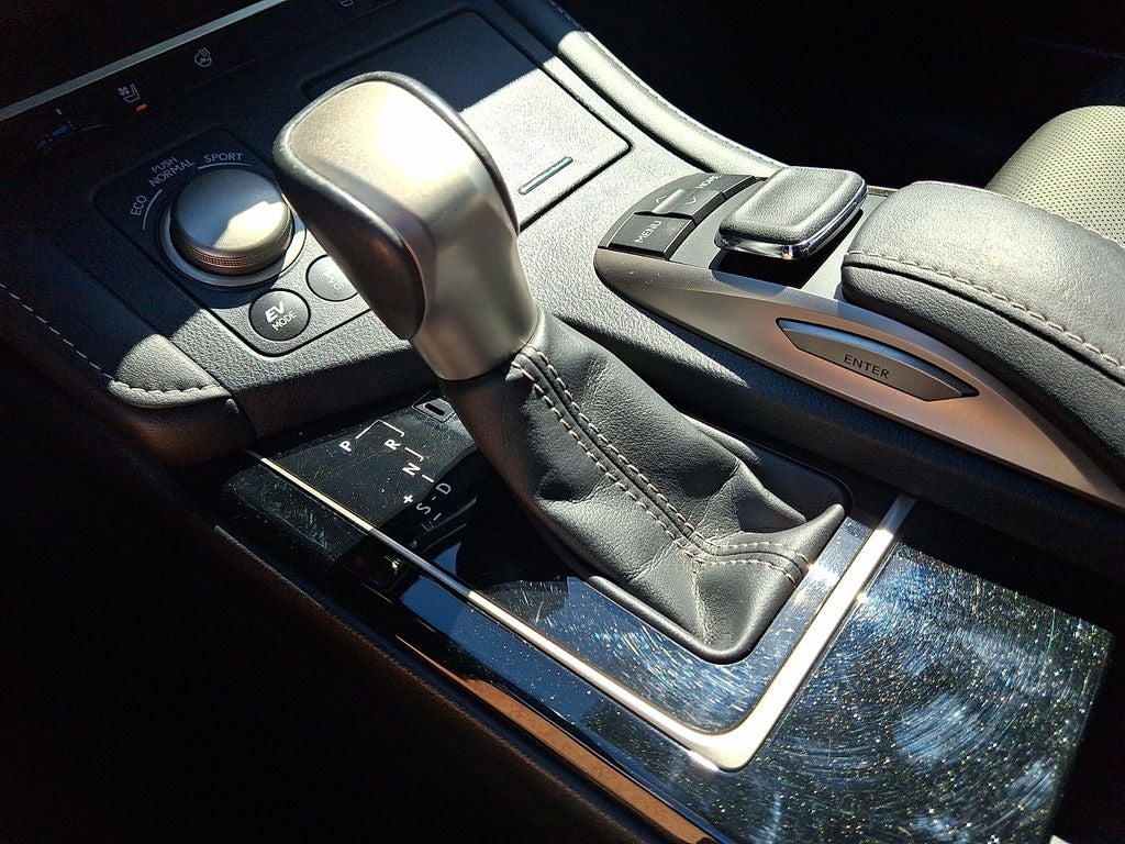 2016 Lexus ES 300h 300h