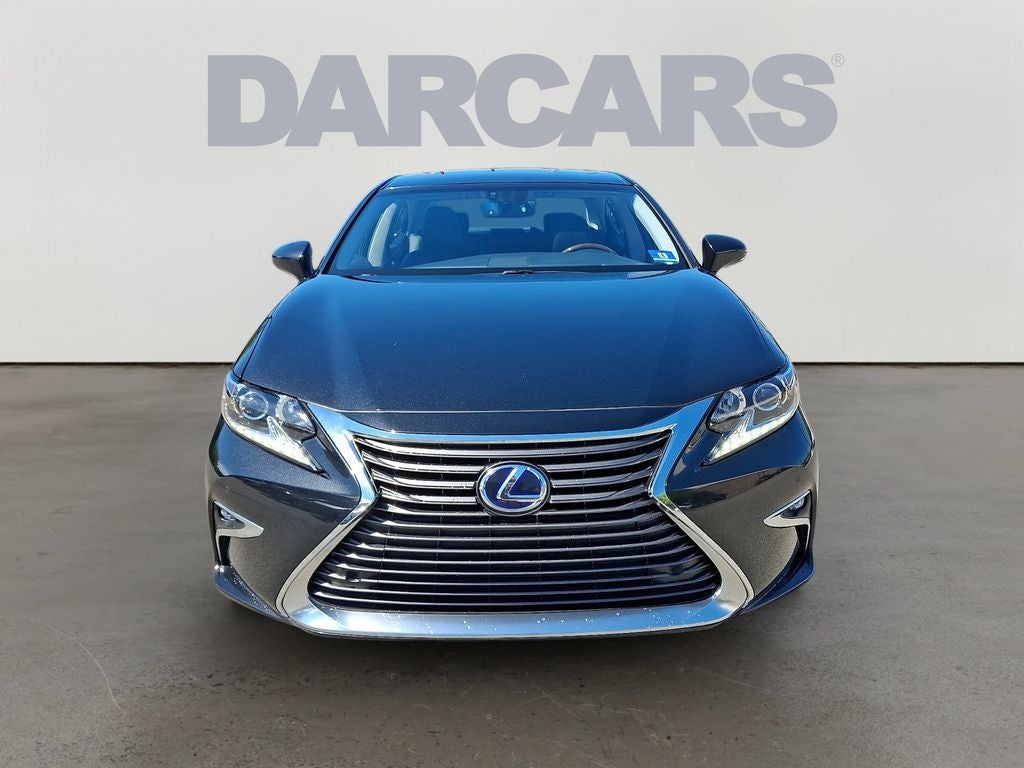 2016 Lexus ES 300h 300h