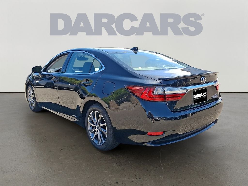 2016 Lexus ES 300h 300h